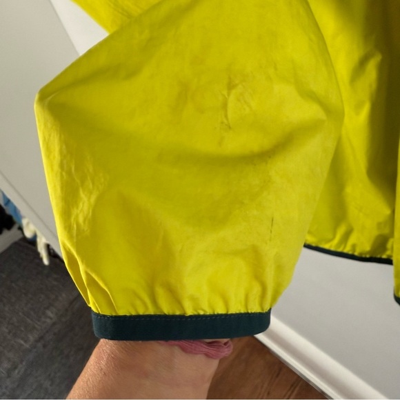 The North Face Men's Windbreaker,  Size XXL - Picture 4 of 8